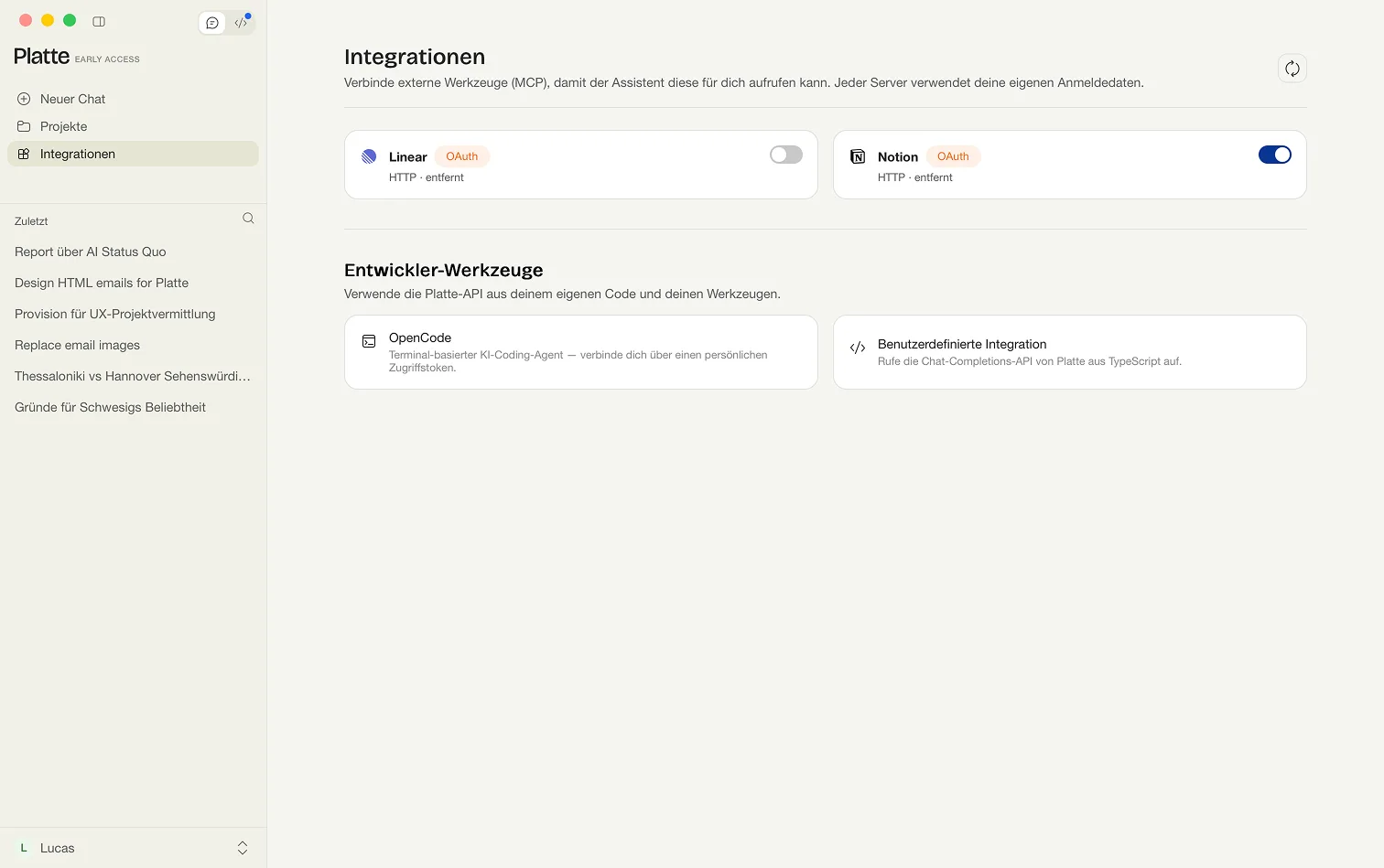 Die Seite Integrationen aus Nutzersicht mit den angebotenen Servern Linear und Notion und den Entwickler-Werkzeugen OpenCode und Benutzerdefinierte Integration